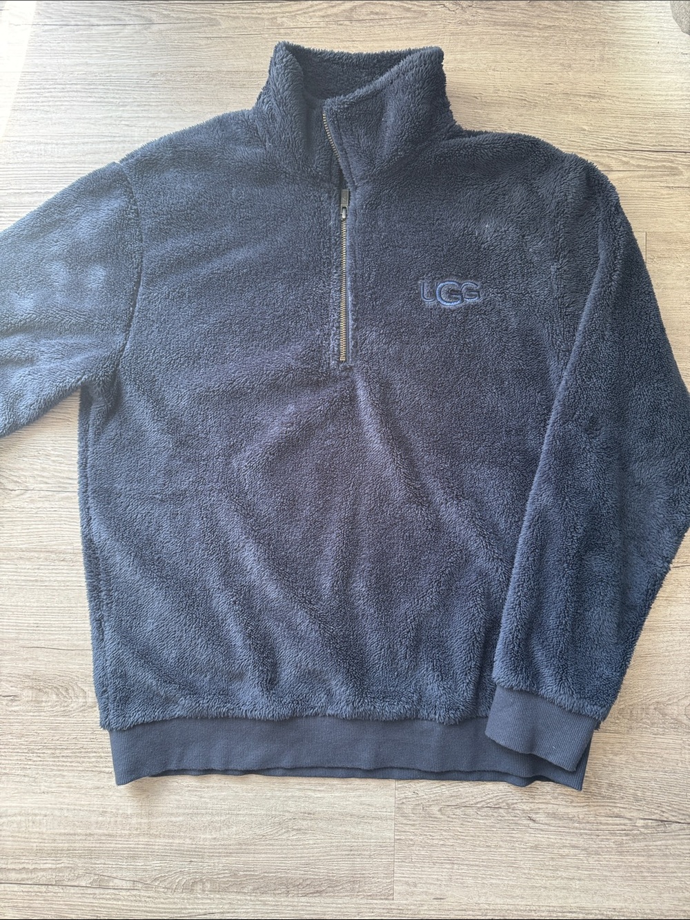 UGG Men's L Navy Sherpa Quarter-Zip Pullover